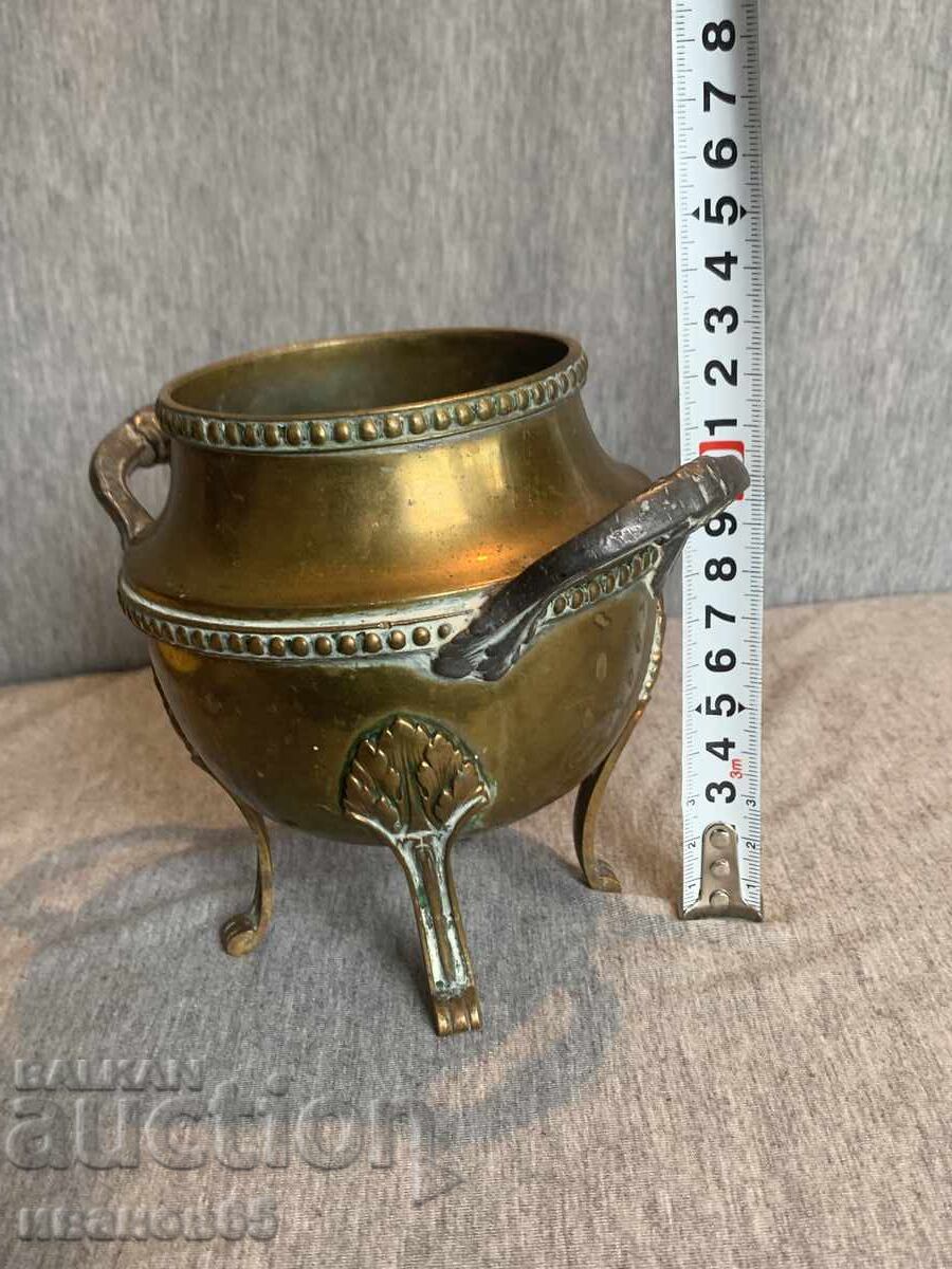 Доставка на стар месингов съд Доставка на стар месингов съд