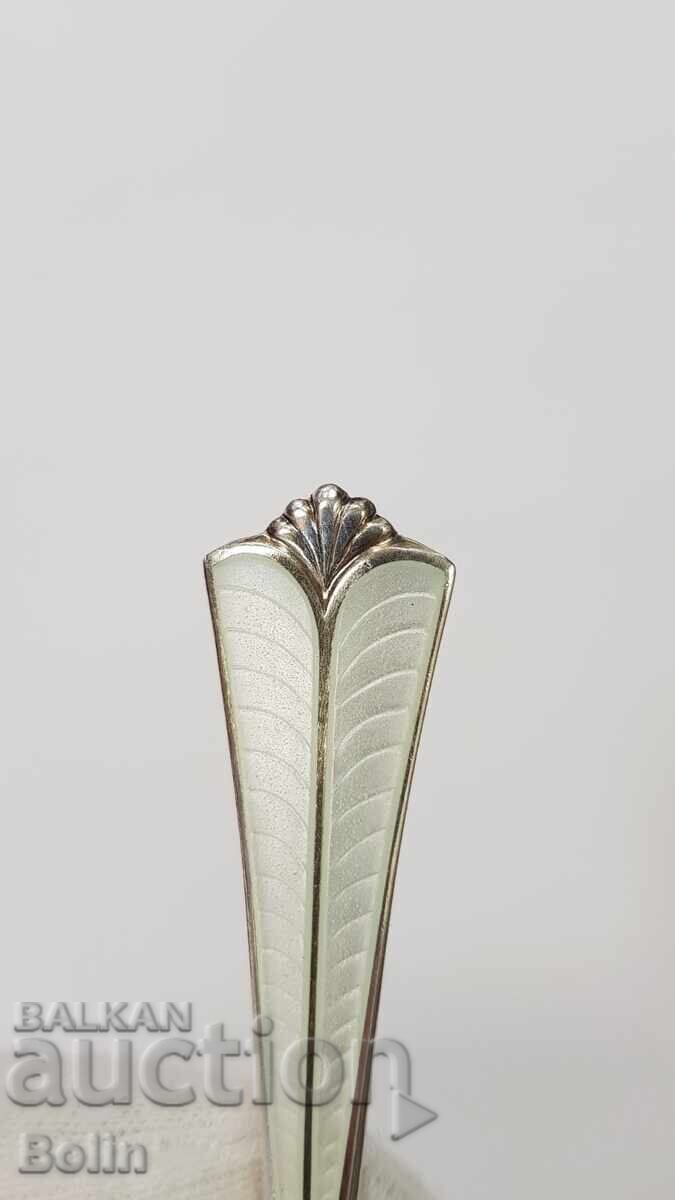 Linguriță de argint, aurită cu Email - Norvegia - Marcaj 925 cu preț € 35.00 | 68.45 BGN