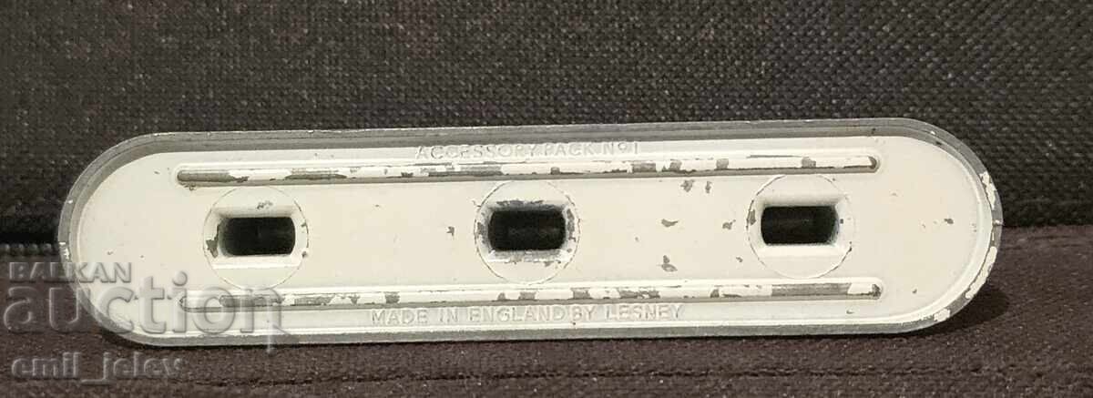 Delivery of MATCHBOX LESNEY - Accessory Pack No. 1b - BP Petrol Pumps Delivery of MATCHBOX LESNEY - Accessory Pack No. 1b - BP Petrol Pumps