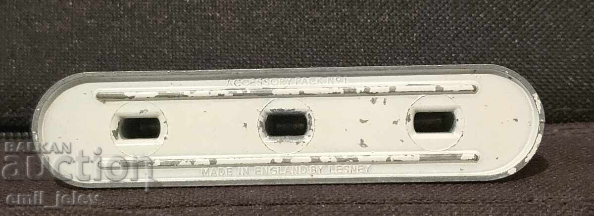 Delivery of MATCHBOX LESNEY - Accessory Pack No. 1b - BP Petrol Pumps