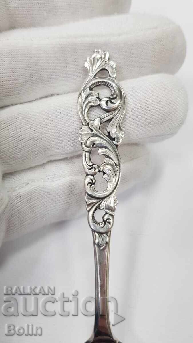 Ажурна сребърна лъжичка, лъжица 830 проба - Европа с цена € 55.00 | 107.57 лв. Ажурна сребърна лъжичка, лъжица 830 проба - Европа с цена € 55.00 | 107.57 лв.