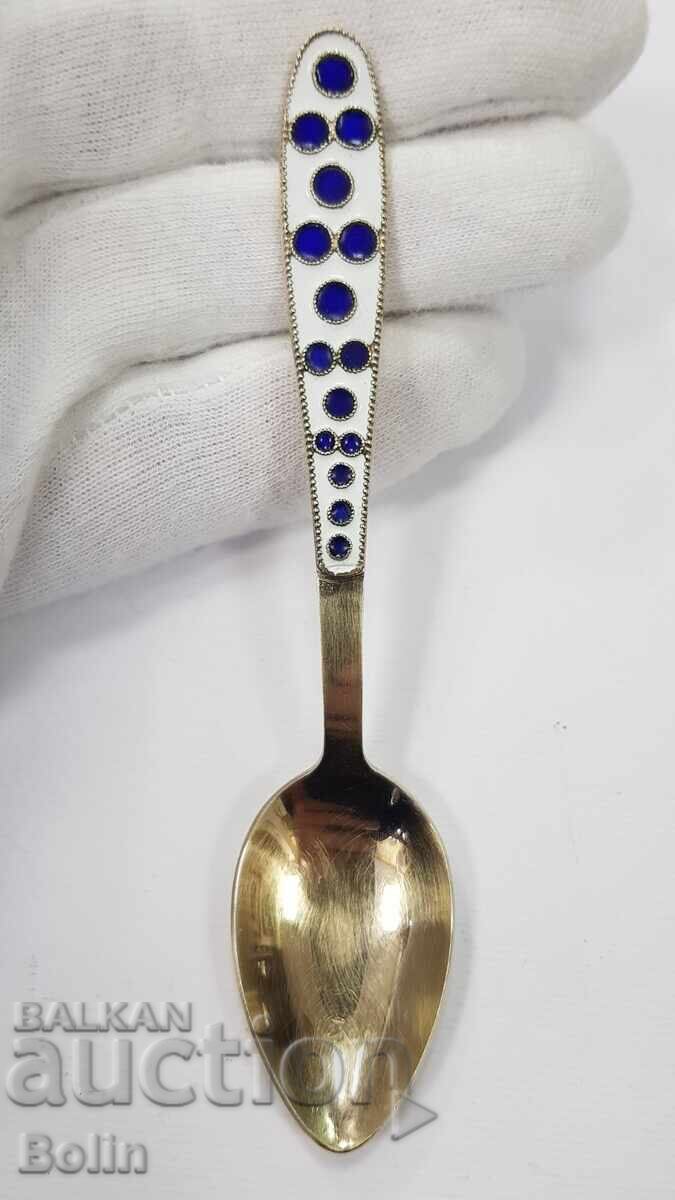 Сребърна, позлатена лъжичка с Емайл СССР-РУСИЯ - 916 проба Сребърна, позлатена лъжичка с Емайл СССР-РУСИЯ - 916 проба
