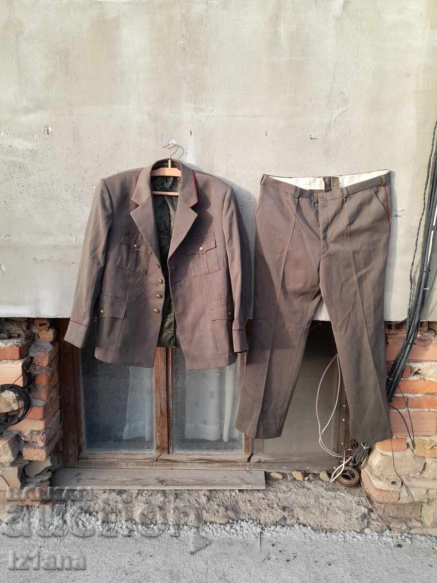 Стара военна униформа Стара военна униформа