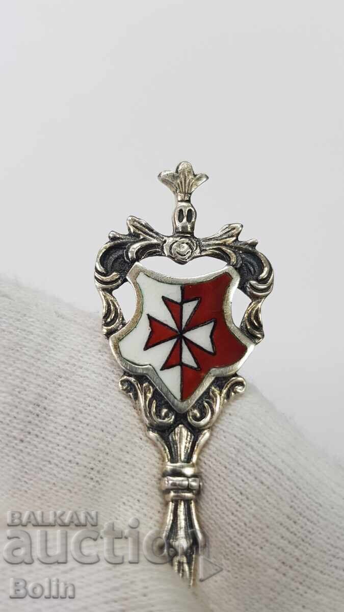 Linguriță argintată, aurită cu Email Pictural - Malta 800 pr cu preț € 160.00 | 312.93 BGN Linguriță argintată, aurită cu Email Pictural - Malta 800 pr cu preț € 160.00 | 312.93 BGN