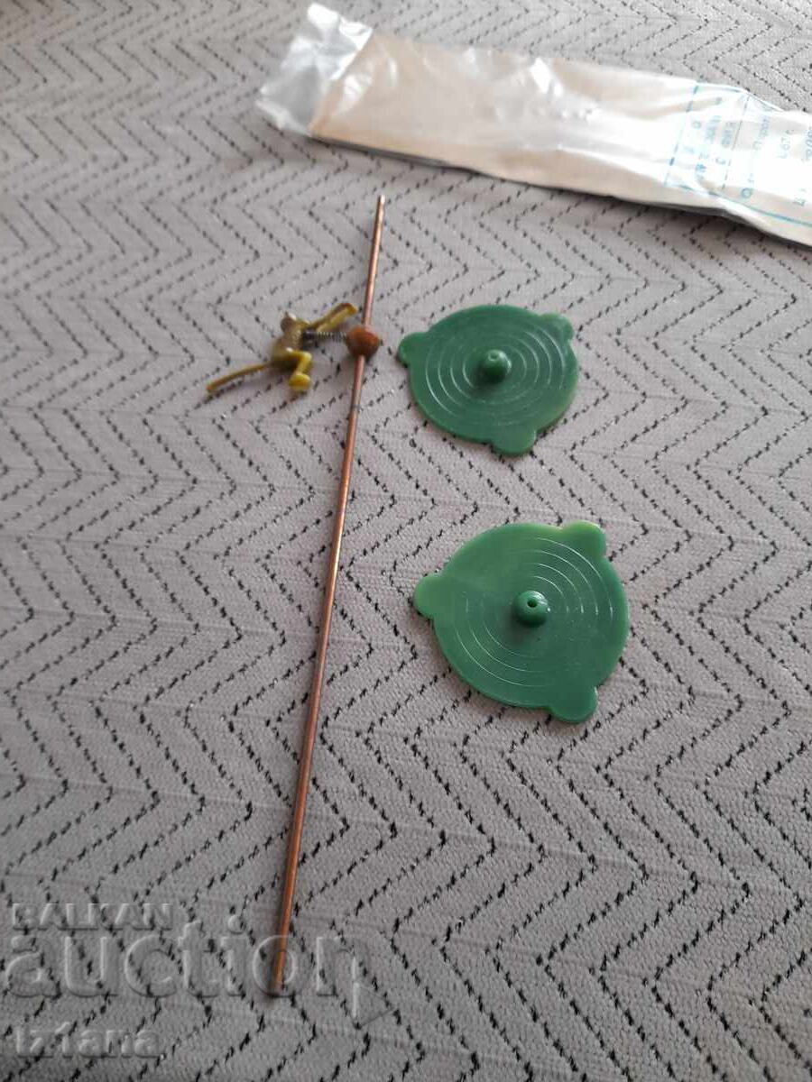 Аукцион Стара детска играчка Весела Маймунка