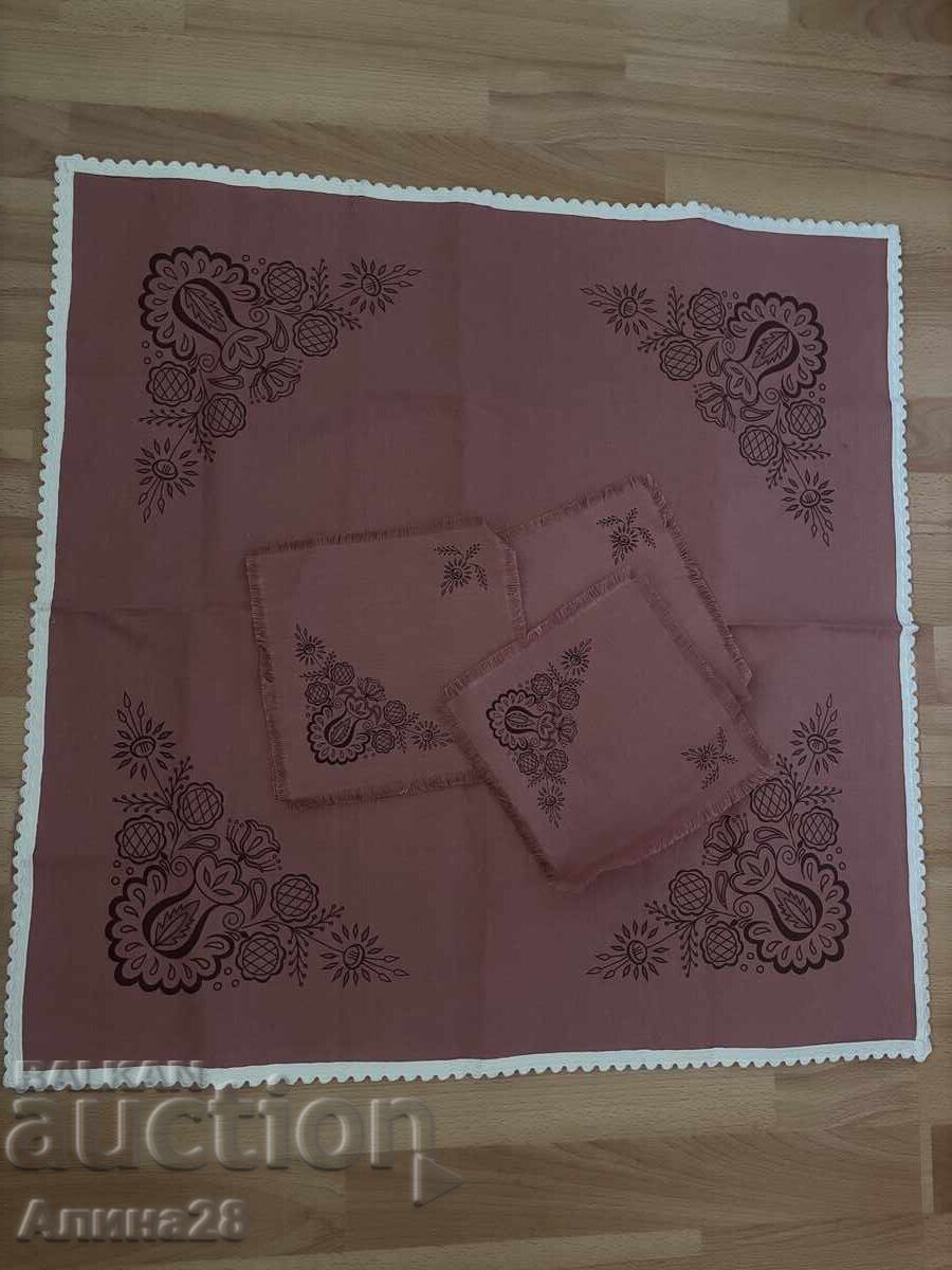 Σετ τραπεζαρίας με τιμή € 10.00 | 19.56 BGN Σετ τραπεζαρίας με τιμή € 10.00 | 19.56 BGN