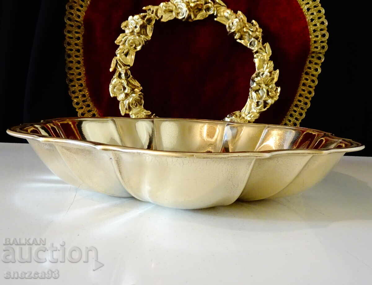 Бронзова фруктиера,салатиера 850 гр.,релеф. - 6 Бронзова фруктиера,салатиера 850 гр.,релеф. - 6