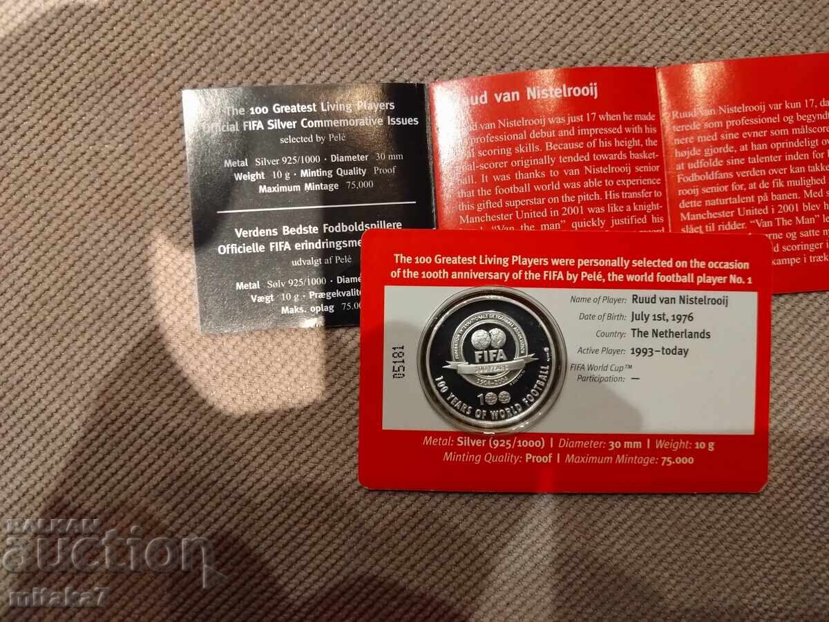 Сребърен медал, ФИФА с цена € 28.00 | 54.76 лв. Сребърен медал, ФИФА с цена € 28.00 | 54.76 лв.