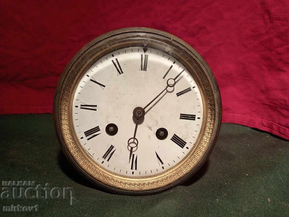 Механизъм от френски каминен часовник Механизъм от френски каминен часовник