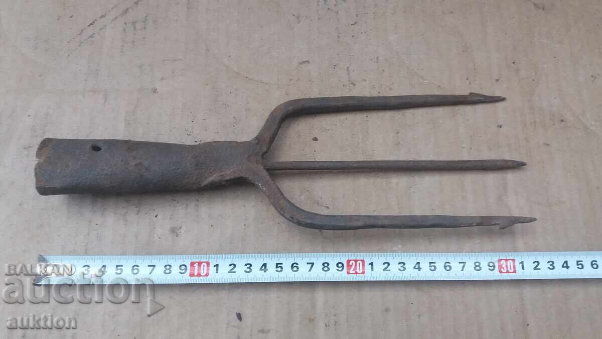 Доставка на СТАР КОВАН ТРИЗЪБЕЦ Доставка на СТАР КОВАН ТРИЗЪБЕЦ