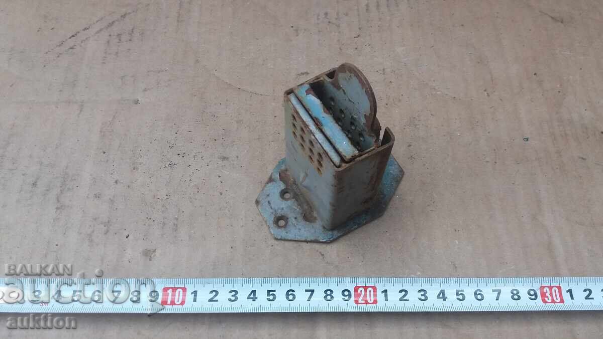 Аукцион Стар перфоратор за самотаксуване на билети Аукцион Стар перфоратор за самотаксуване на билети