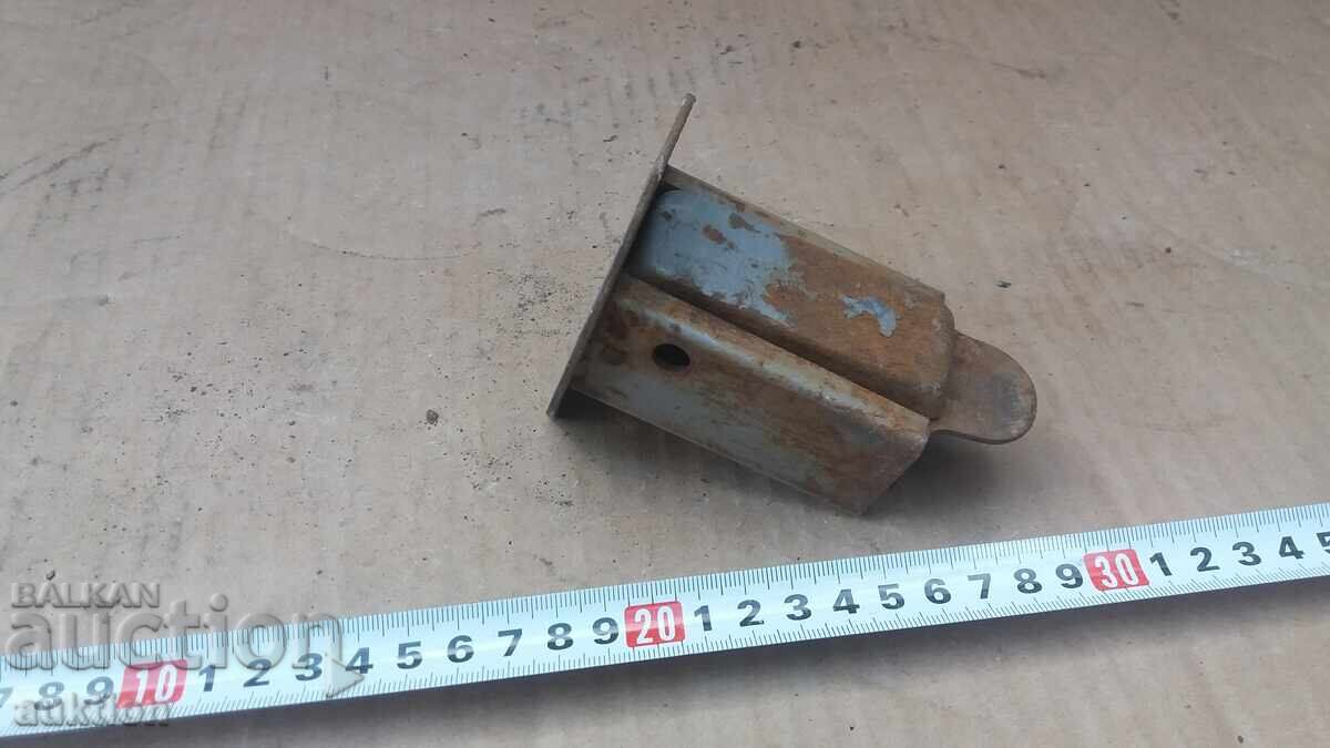 Παράδοση Παλιά γροθιά για αυτοέλεγχο εισιτηρίων Παράδοση Παλιά γροθιά για αυτοέλεγχο εισιτηρίων