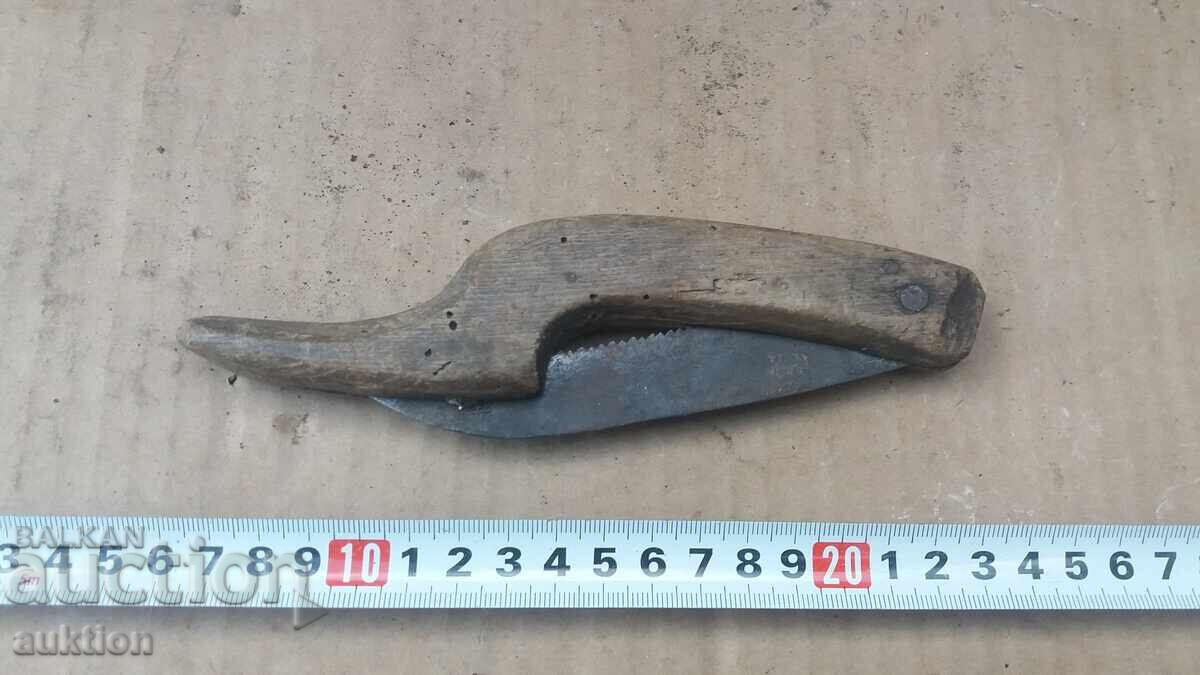 VECHE HAVANA, CUȚIT