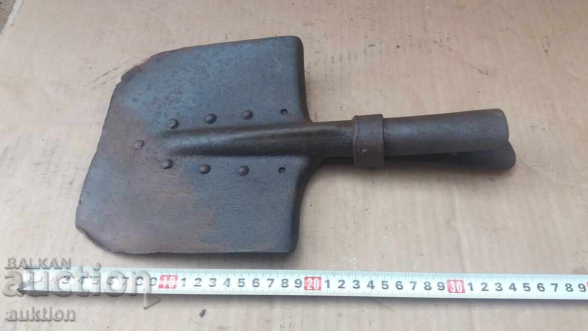 Аукцион ВОЕННА ОКОПНА ЛОПАТКА Аукцион ВОЕННА ОКОПНА ЛОПАТКА