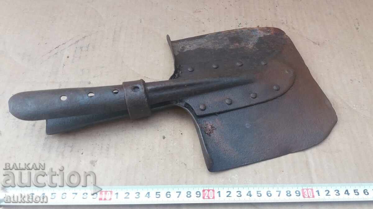 ВОЕННА ОКОПНА ЛОПАТКА - 5 ВОЕННА ОКОПНА ЛОПАТКА - 5