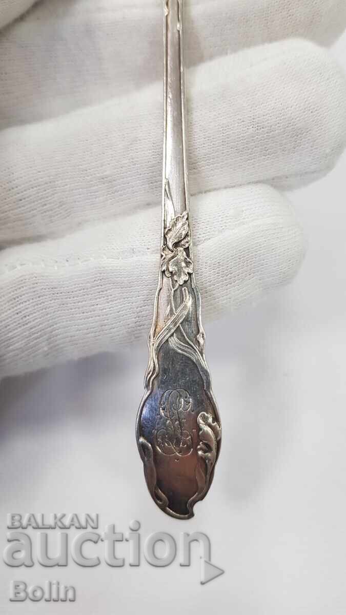 Доставка на Прекрасна сребърна лъжица за захар Франция 19 век Доставка на Прекрасна сребърна лъжица за захар Франция 19 век