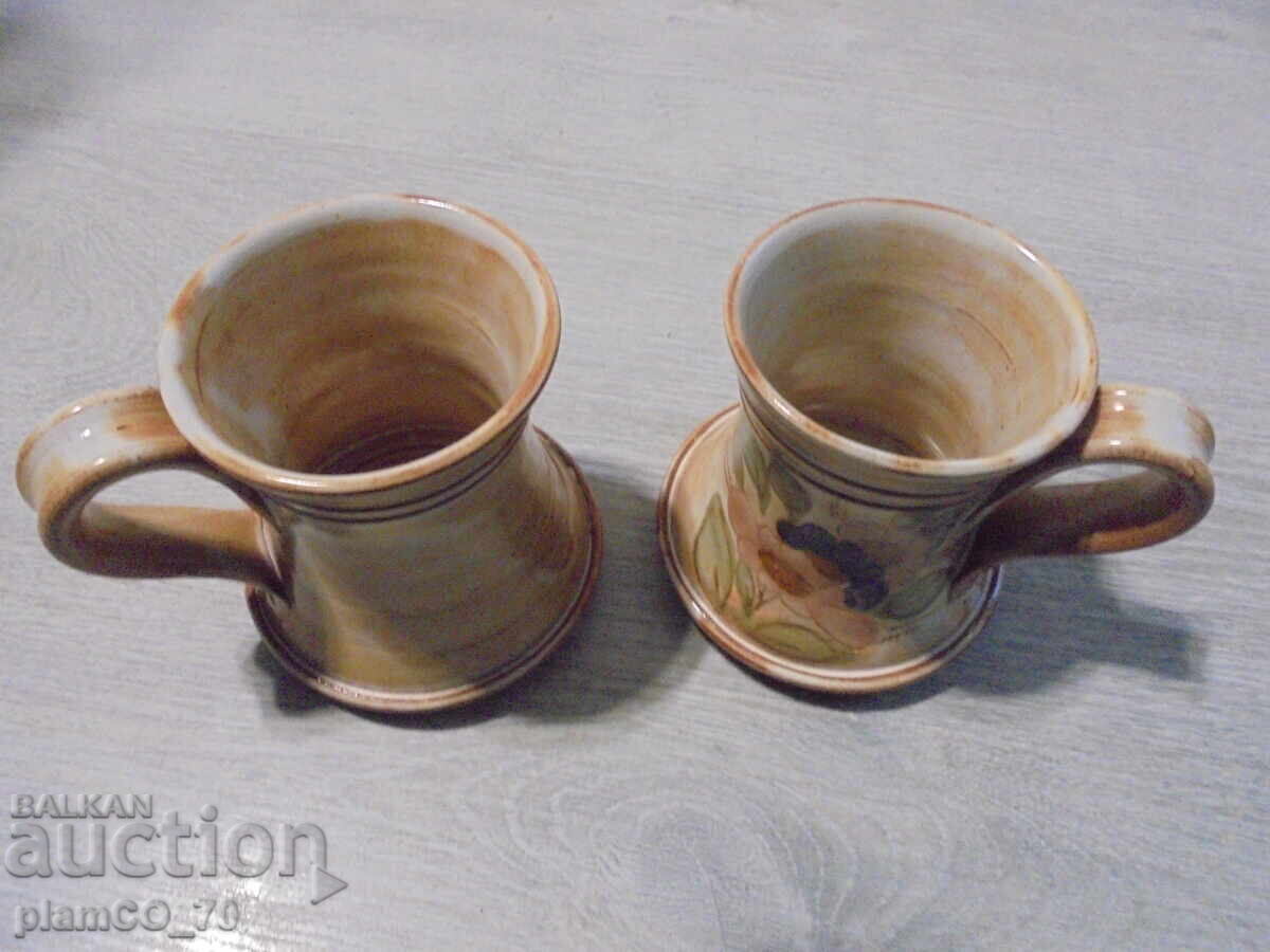 Livrarea №*8425 Două căni ceramice franceze La Poterie Provence Livrarea №*8425 Două căni ceramice franceze La Poterie Provence