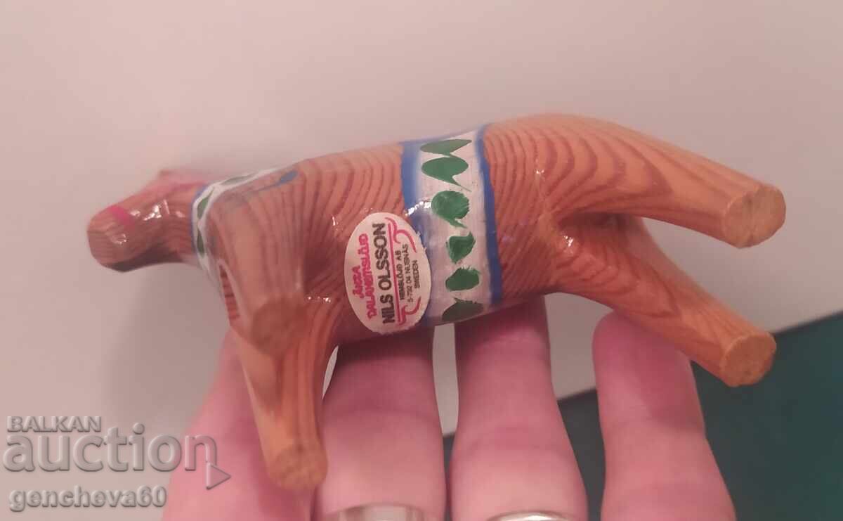 Cal mic vintage pictat manual/SWEDEN cu preț € 30.00 | 58.67 BGN