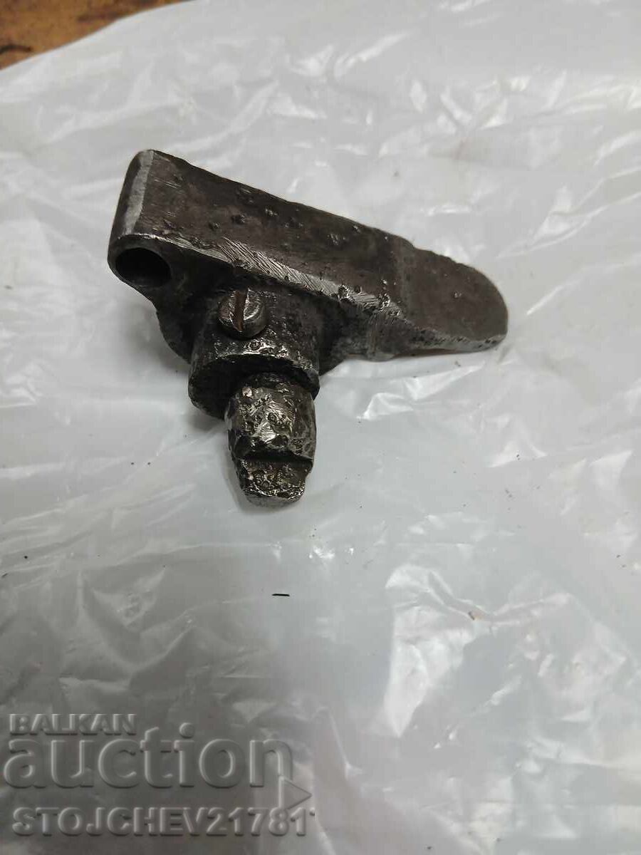 Аукцион Затвор за крънка Аукцион Затвор за крънка