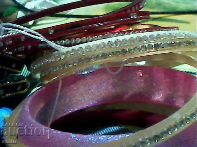 Аукцион красиви гривни Аукцион красиви гривни