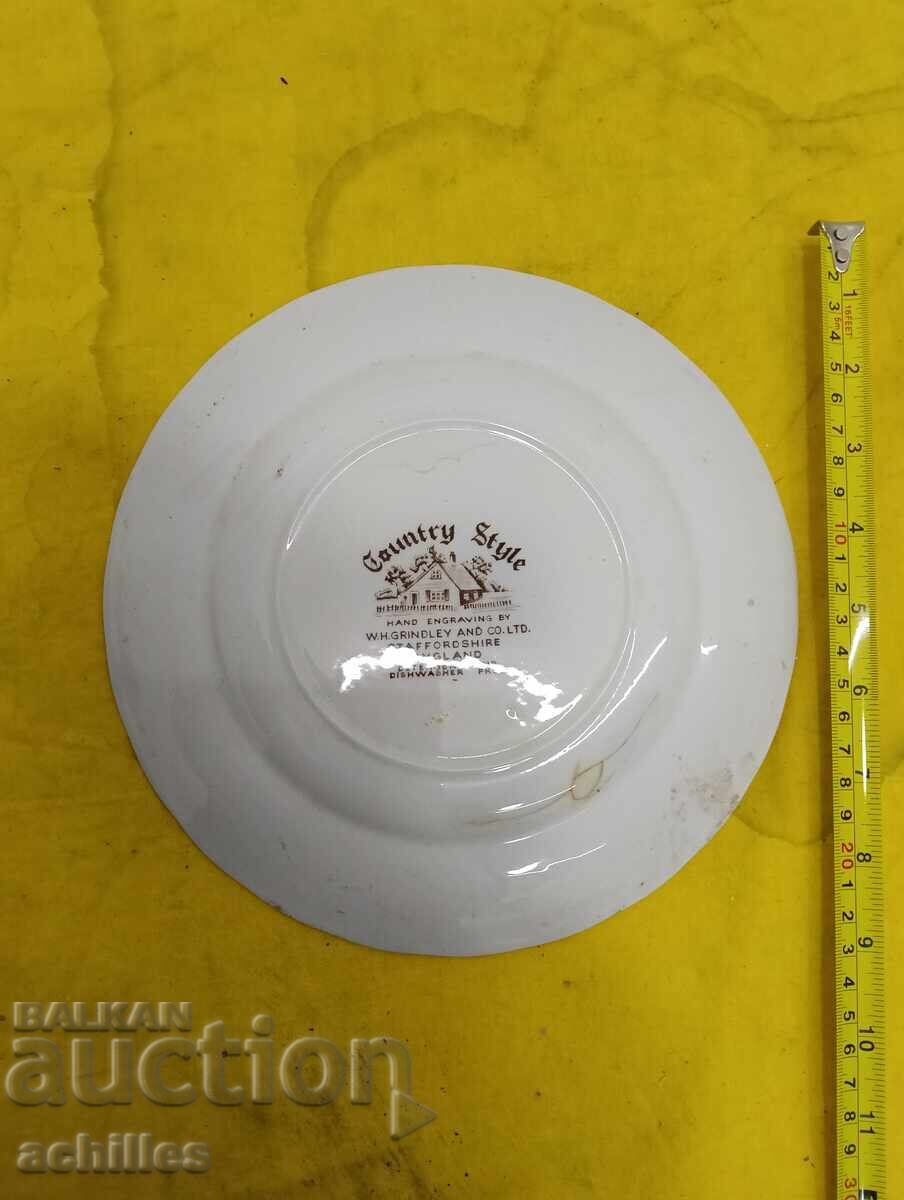 Auction  Porcelain plate