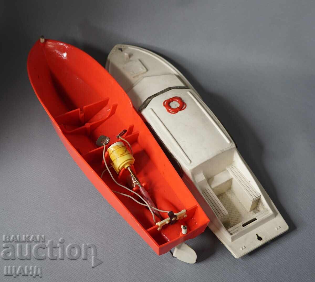 Old German plastic toy model cutter boat ship - 6 Old German plastic toy model cutter boat ship - 6