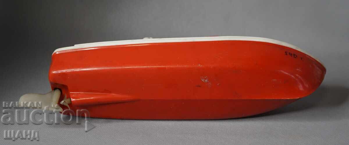 Jucărie veche germană din plastic, model navă Crucea Roșie - 5