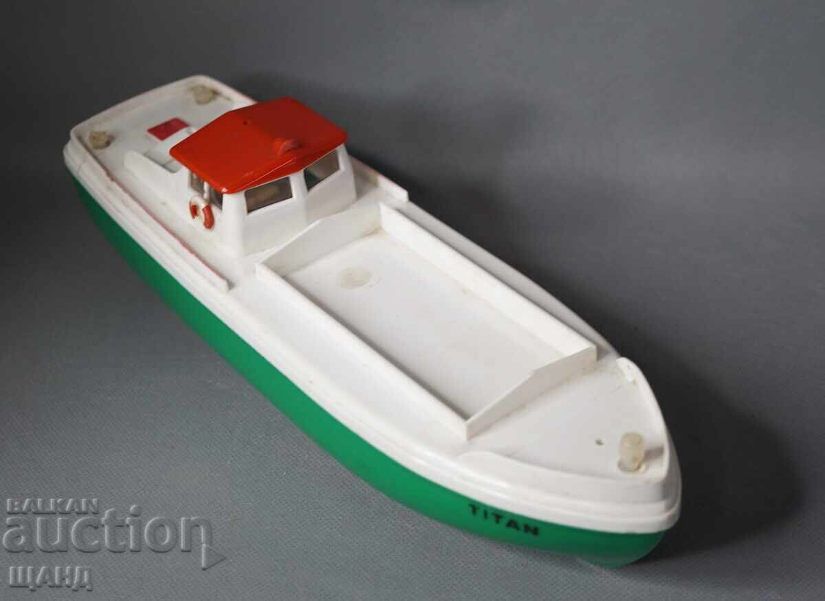 Licitație Vechiă Jucărie de Plastic Germană Model Navă Vapor Barca