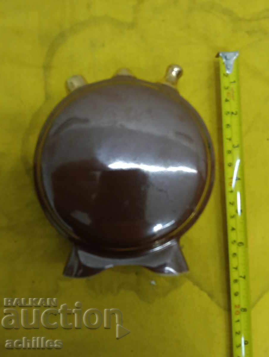 Аукцион Порцеланов павур