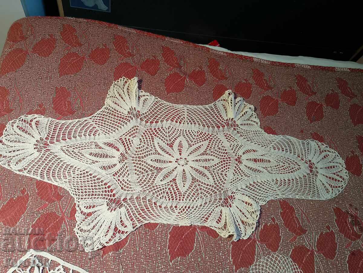 Καρέ 24 με τιμή € 1.00 | 1.96 BGN Καρέ 24 με τιμή € 1.00 | 1.96 BGN