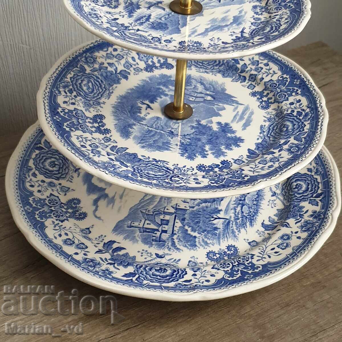 Аукцион Триетажен  поднос от "Burgenland Blue" на Villeroy & Boch