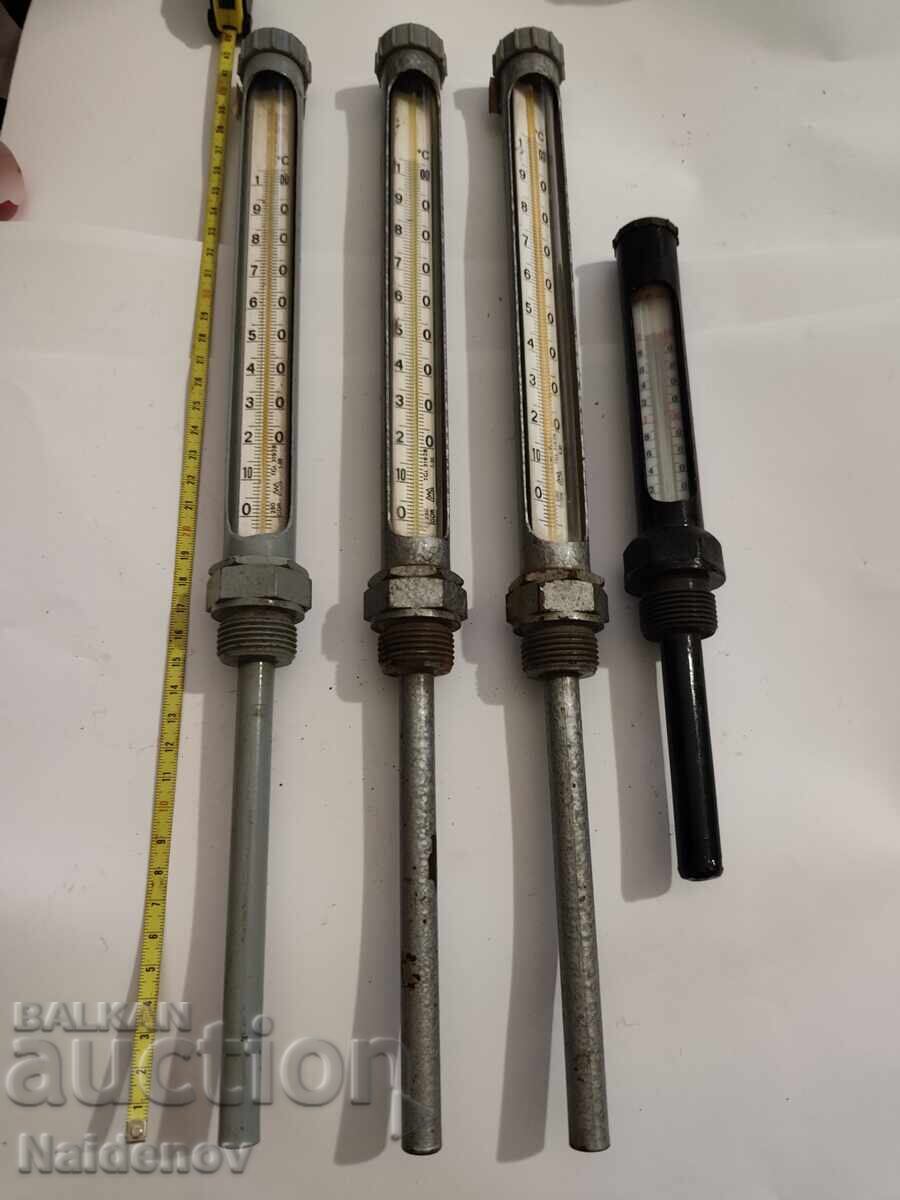Lot of 4 mercury thermometers for pipes