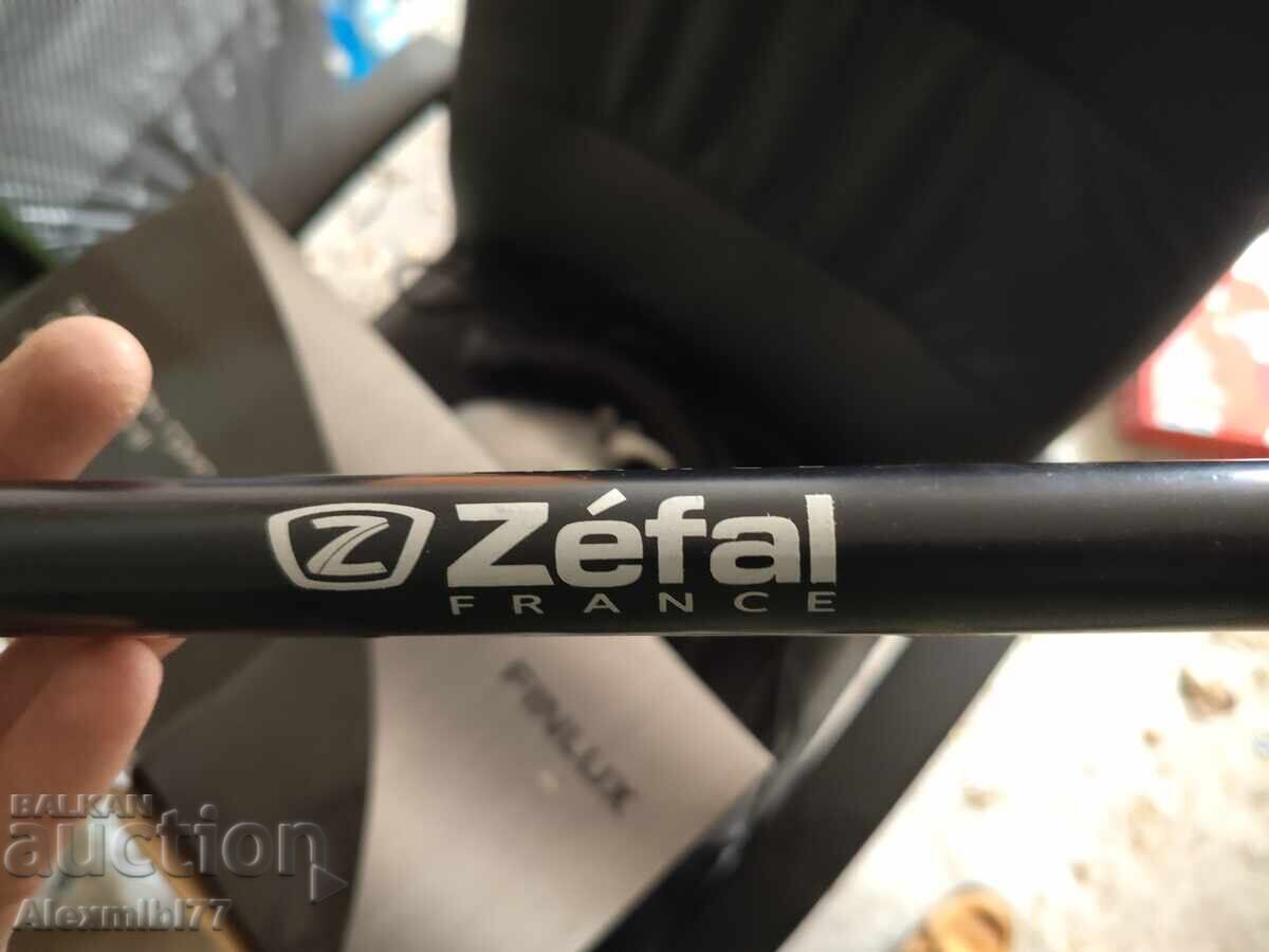 Αντλία για παιδικό ποδήλατο - Zefal 800 Presta Pump με τιμή € 1.00 | 1.96 BGN