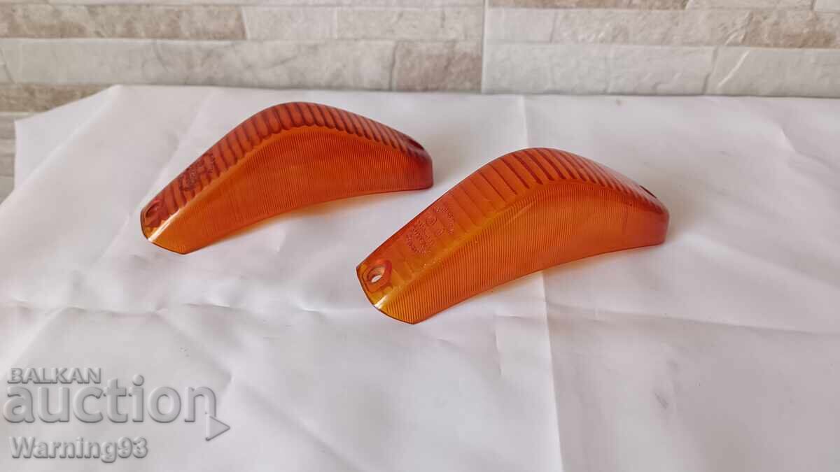 Livrarea Set semnalizatoare față - Skoda 1000MB / 1000MB - Noi Livrarea Set semnalizatoare față - Skoda 1000MB / 1000MB - Noi