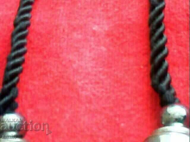 Livrarea vechi colier frumos cu bile placate cu argint Livrarea vechi colier frumos cu bile placate cu argint