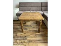 Стара дървена маса от чисто дърво - дърворезба