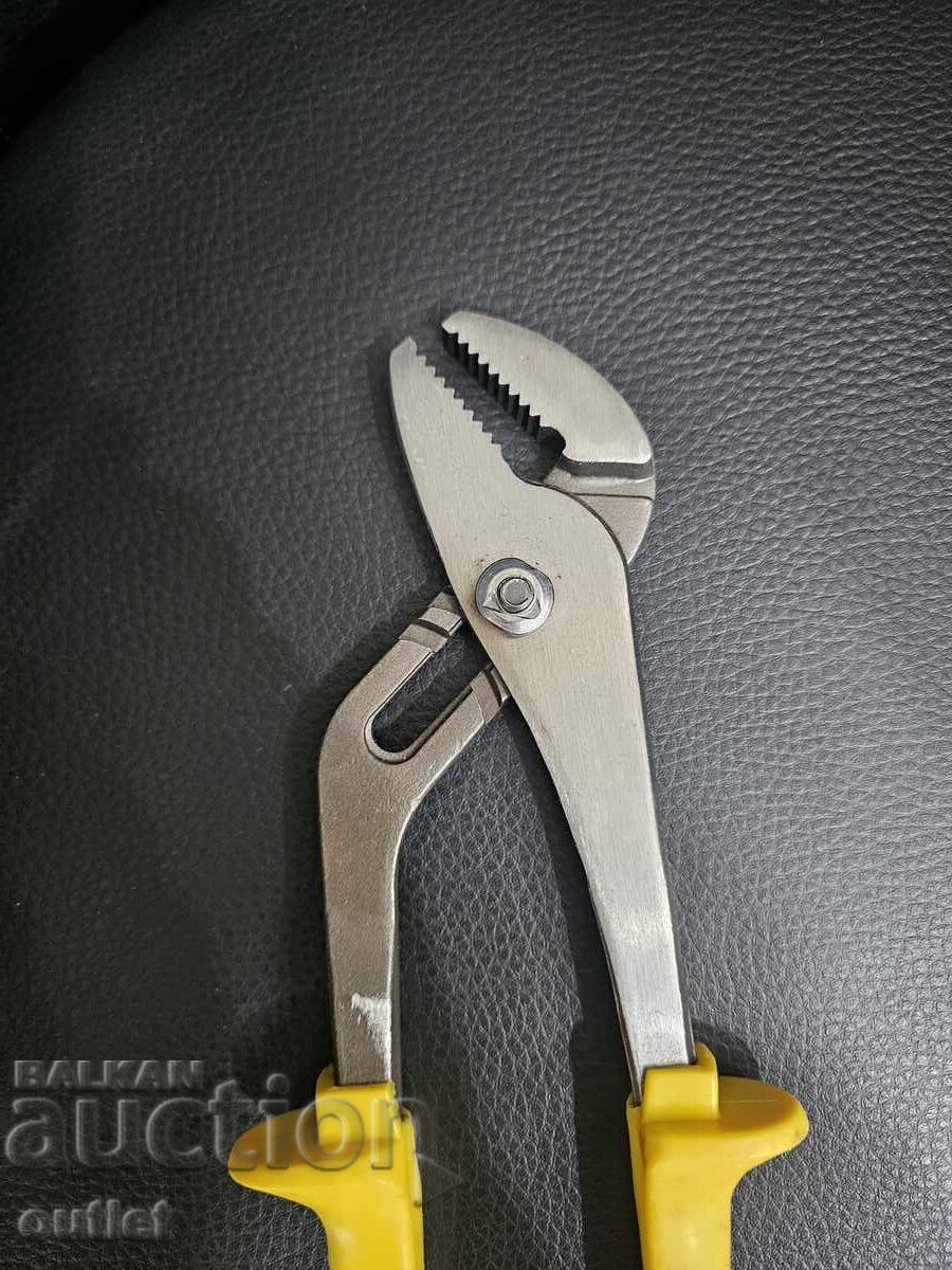 Τσιμπίδες Kinzo με τιμή € 0.01 | 0.02 BGN