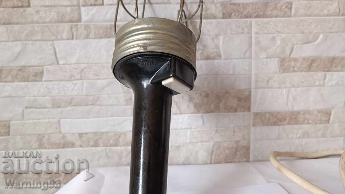 Delivery of Movable work lamp with a button - old model