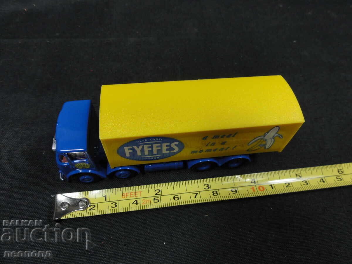 VECHI CAMION METALIC RETRO ATKINSON MK I E.F.E. 1/76 - 7 VECHI CAMION METALIC RETRO ATKINSON MK I E.F.E. 1/76 - 7