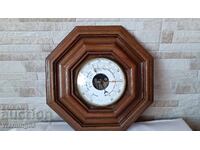 Стар немски барометър с дървена основа - хексагон