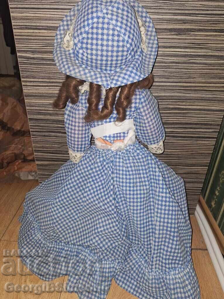 Păpuși Vechi cu preț € 60.00 | 117.35 BGN Păpuși Vechi cu preț € 60.00 | 117.35 BGN