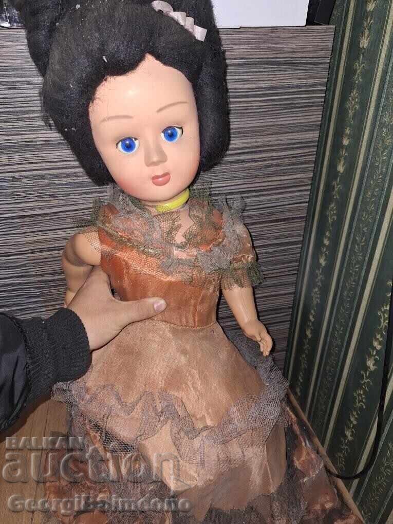 Licitație Păpuși Vechi Licitație Păpuși Vechi