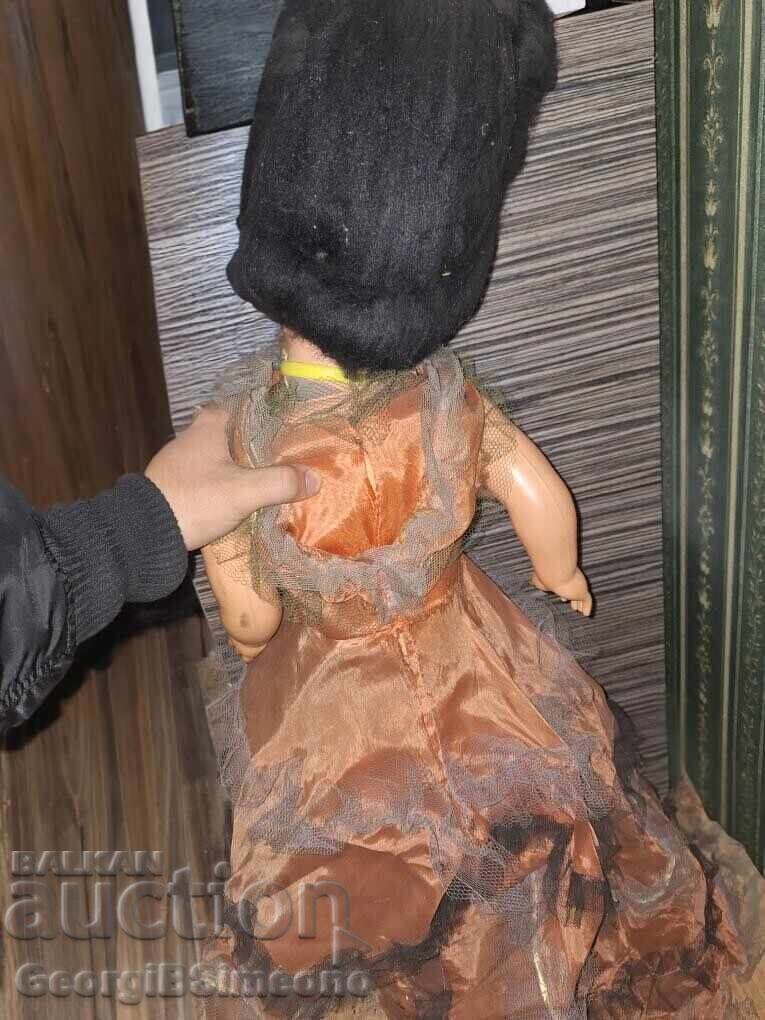 Livrarea Păpuși Vechi Livrarea Păpuși Vechi