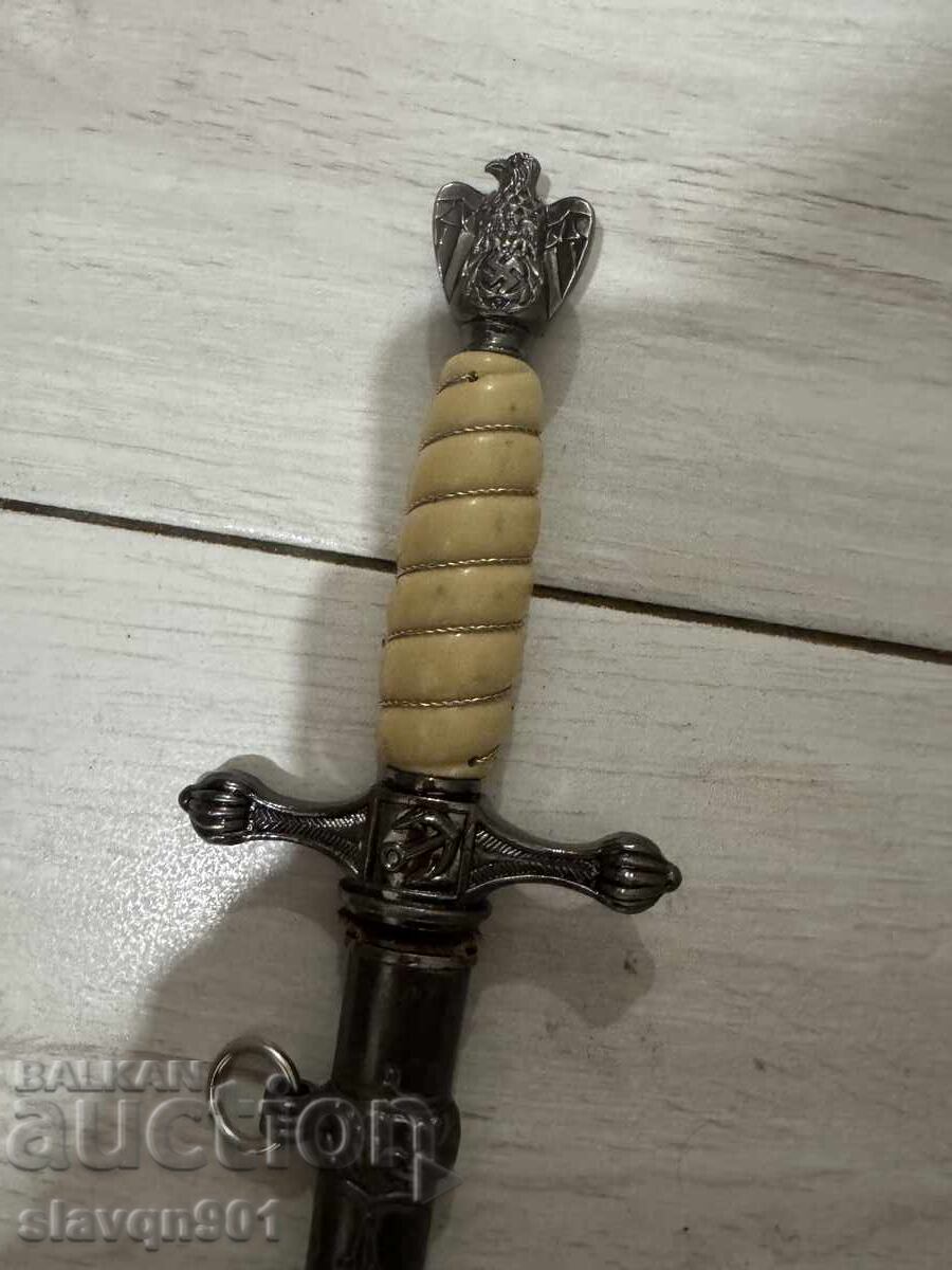 Licitație Pumnal de ofițer al celui de-al Treilea Reich, reproducere Licitație Pumnal de ofițer al celui de-al Treilea Reich, reproducere