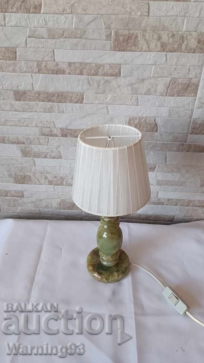 Стара нощна лампа с основа от оникс - Антика с цена € 22.00 | 43.03 лв. Стара нощна лампа с основа от оникс - Антика с цена € 22.00 | 43.03 лв.