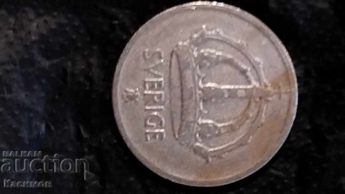 Old silver coin from Sweden 50 öre 1947