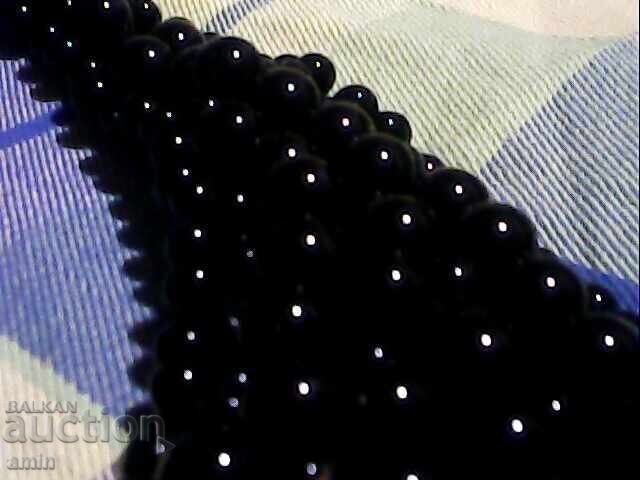 Delivery of beautiful costume necklace