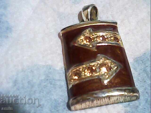 Παράδοση Όμορφα μενταγιόν για κολιέ