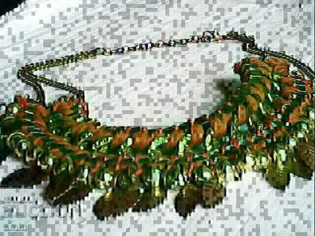 κολιέ κοστουμιών κολιέ κοστουμιών