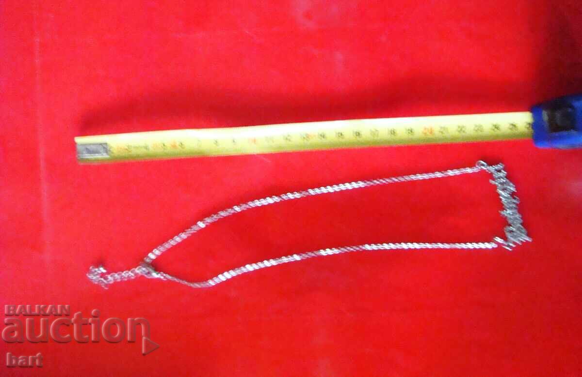 Δημοπρασία Παρτίδα κολιέ Δημοπρασία Παρτίδα κολιέ